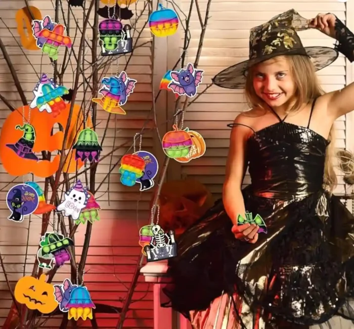 AMUHUA Christmas Party Favors for Kids - 24 Pack Mini Pop Fidget Keychain with Gift Cards for Toddler Kids Classroom Gifts Stocking Stuffers Treats - Image 2